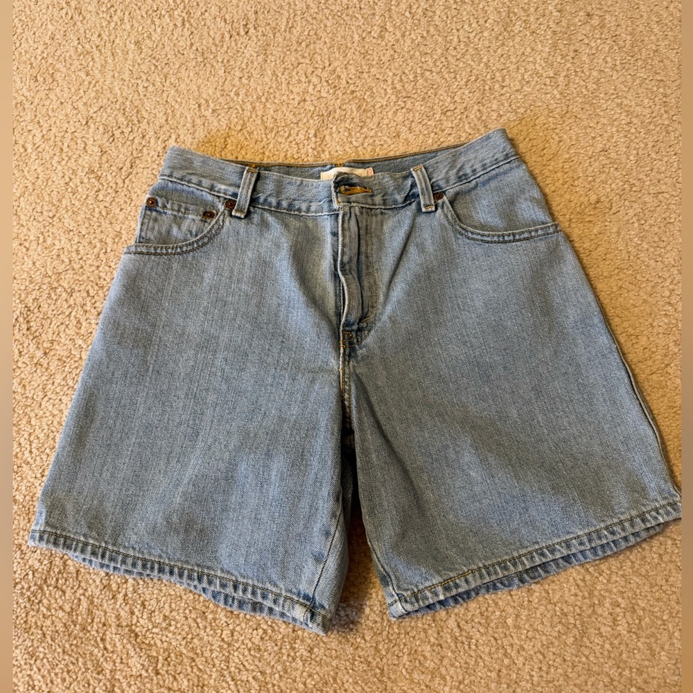 Levi’s Shorts Size 8